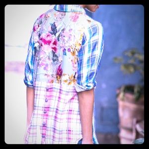 Soft Surroundings Plaid and Floral Bouse